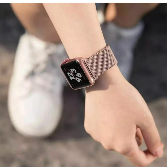 Magnetic Apple Watch Band - Picture 6 of 15